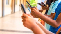 Social media κάτω των 15: Τι αλλάζει από το 2027 – Οι 10 βασικές ερωτήσεις και απαντήσεις