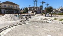 Δήμος Ανδραβίδας-Κυλλήνης: Σε πλήρη εξέλιξη οι εργασίες ανάπλασης στην Πλατεία Αγίας Σοφίας στην Ανδραβίδα – Αυτοψία από τη Δημοτική Αρχή [PHOTOS]