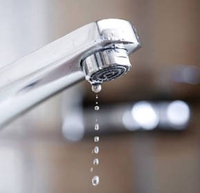 Προγραμματισμένη Διακοπή Ηλεκτροδότησης στο Διυλιστήριο Ερυμάνθου και Έκκληση για Περιορισμό της Κατανάλωσης Νερού