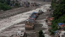 Νεπάλ: Στους 472 οι νεκροί μετά την καταστροφική πλημμύρα – Κραυγή αγωνίας και μάχη με τον χρόνο για τον εντοπισμό χιλιάδων αγνοουμένων