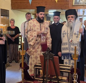 Πύργος: Με Ιερά κατάνυξη η υποδοχή των Ιερών Λειψάνων της χειρός του Αγίου Ιωάννου του Προδρόμου στο Ιστορικό Παρεκκλήσιο του Άη-Γιαννάκη [PHOTOS]