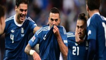 Γερμανία - Ελλάδα 0-1: Ιστορικό διπλό για την Εθνική με γκολ του Κουρμπέλη
