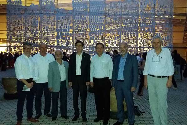 O Υφυπουργός Παιδείας Δημήτρης Μπαξεβανάκης στην έκθεση Αγαθόφρων - Ο Άτλας του Συλλέκτη στο Μουσείο Μπενάκη