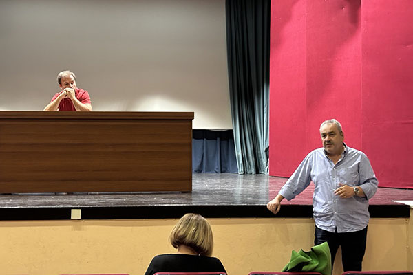 Kastrinos topothetisi