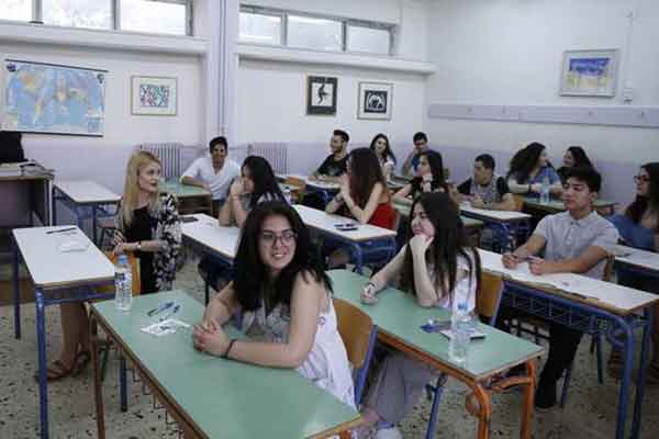 Πανελλαδικές 2017: Σε μαθήματα ειδικοτήτων εξετάζονται σήμερα οι υποψήφιοι των ΕΠΑΛ