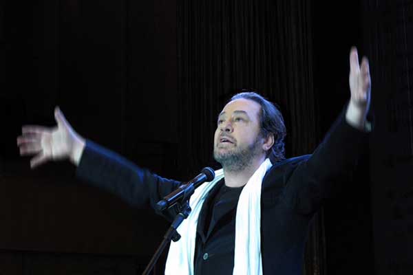 Διεθνές Φεστιβάλ Αρχαίας Ολυμπίας: Έρχεται ο μεγάλος Γιάννης Πάριος στο Θέατρο Φλόκα