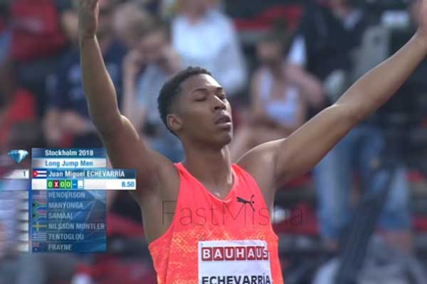 Απίστευτο: 20χρονος άλτης έφτασε στην άλλη άκρη του σκάμματος