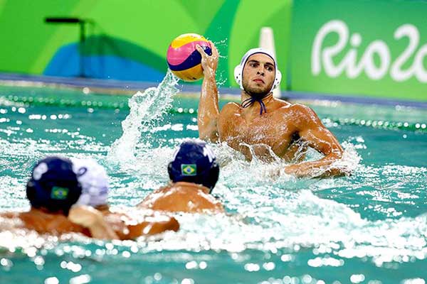 Πόλο: Η Εθνική κέρδισε τη Βραζιλία και πάει φουλ για μετάλλιο-Σάμπα στην πισίνα χορεύει η Ελλάδα!