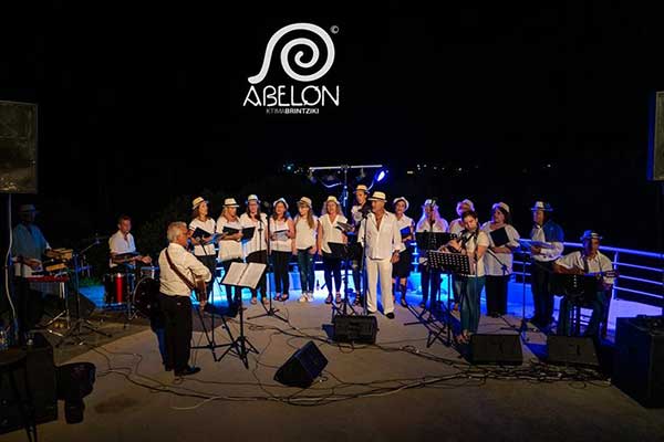 abelon-tragoudistades