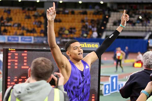 Ο Ηλείος Εμμανουήλ Καραλής "έσπασε" ένα ακόμη φράγμα ξεπερνώντας τα 5,60 μ.! [VIDEO]