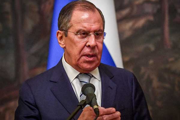 Λαβρόφ για τις απελάσεις: Η Ελλάδα ακολουθεί την πολιτική της Δύσης απέναντι στη Ρωσία, χωρίς να έχει στοιχεία