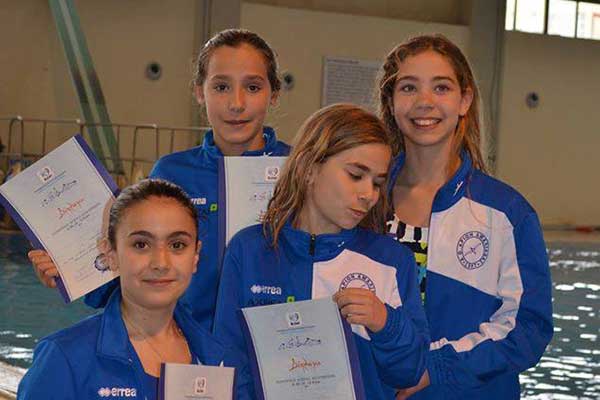 Α.Ο. ΑΡΙΩΝ Αμαλιάδας-Κολύμβηση: Χειμερινοί αγώνες και 10 μετάλλια!