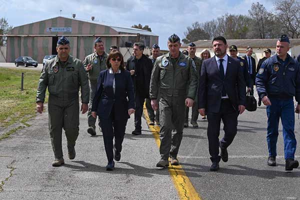 10141853-F19-1020x1020