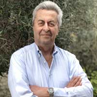 Νικολουτσος