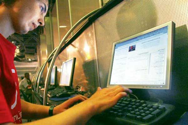 Προσοχή! Ηλεκτρονικές απάτες μέσω παραβίασης email με θύματα επαγγελματίες 