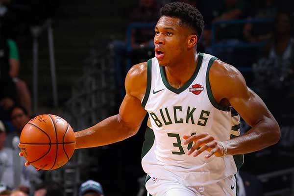 Δεύτερη φορά βασικός στο All-Star ο Αντετοκούνμπο με 2,5 εκατ. ψήφους!