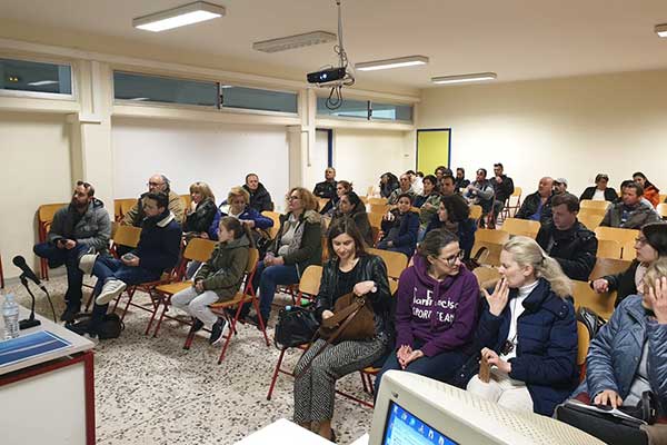 PYRGOS-EKPAIDEYTRIES-1