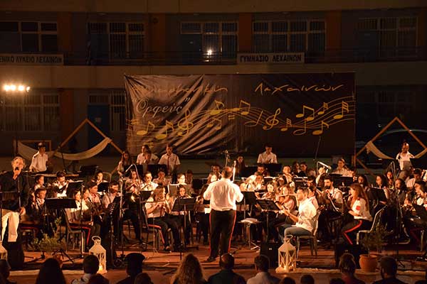 Λεχαινά: Φαντασμαγορικό θέαμα στη συναυλία των Φιλαρμονικών Λεχαινών και Ναυπάκτου [PHOTOS]