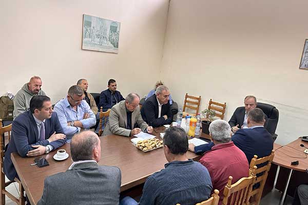 IMG 2191e00ce6e2d928e575589984086b44 V