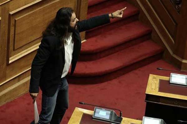Ελεύθερος με περιοριστικούς όρους ο Μπαρμπαρούσης μετά την απολογία του