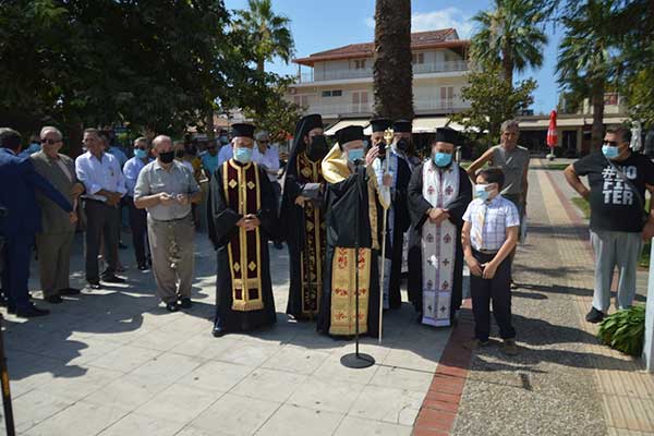 Επιμνημόσυνη-1