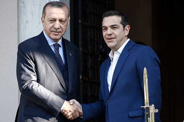 Απάντηση Μαξίμου στην πρόκληση Ερντογάν: Απαράδεκτος ο συμψηφισμός των «δύο» με τους «οκτώ»