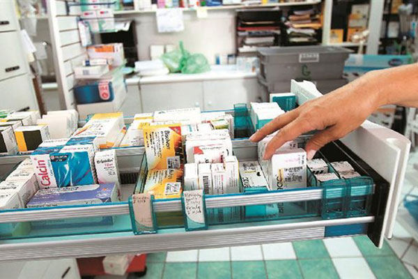 "Φάρμακα εκτός φαρμακείου-Οι πολιτικές σκοπιμότητες εναντίον της Επιστήμης" - Του Δημήτρη Θεοδωρόπουλου