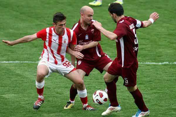 Στον Αστέρα Αμαλιάδας ο 25χρονος αμυντικός μέσος Λεωνίδας Κασνέτση