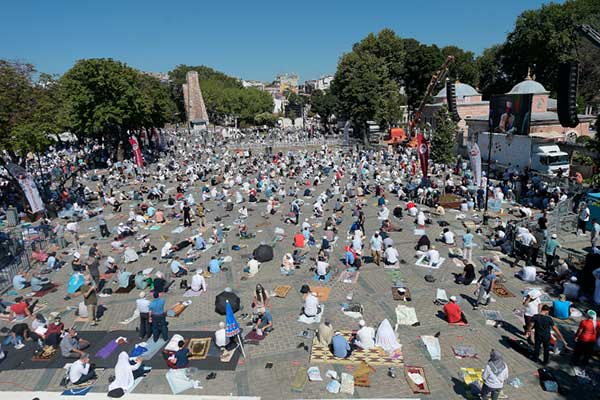 agia-sophia-kosmos-tourkoi-prosefxi-xalakia