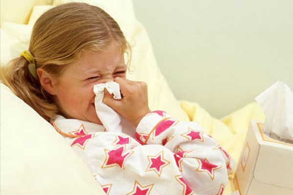 Σε έξαρση οι λοιμώξεις στα παιδιά - Προσοχή στους γονείς συνιστούν οι ΩΡΛ