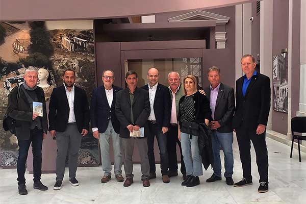 2 2023 03 28T153417.199