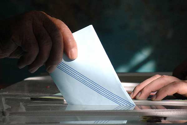 Νέο γκάλοπ: Προβάδισμα 12,5 μονάδων η ΝΔ - Άνοιξε η ψαλίδα