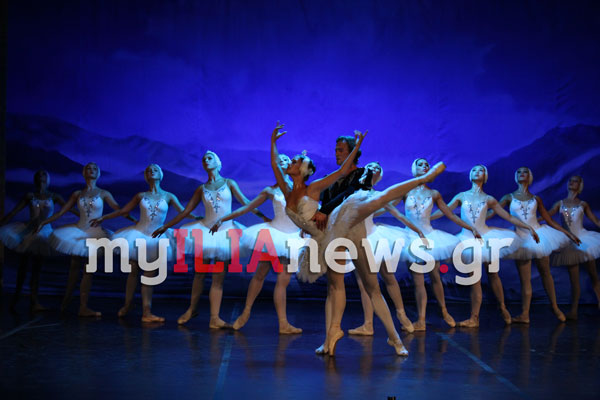 Διεθνές Φεστιβάλ Αρχαίας Ολυμπίας: Μαγευτική η "Λίμνη των Κύκνων" στο Θέατρο Φλόκα [PHOTOS]