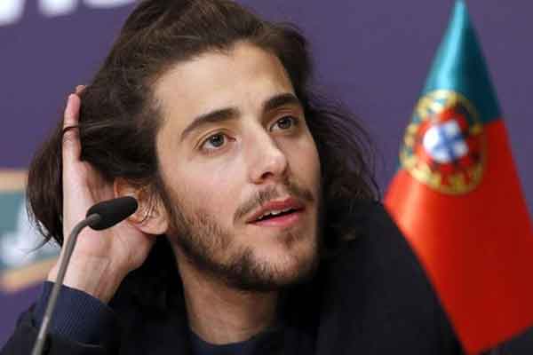 Ανησυχία για τον νικητή της Eurovision 2017 - Αν δεν βρεθεί μόσχευμα του μένουν 3 μήνες ζωής