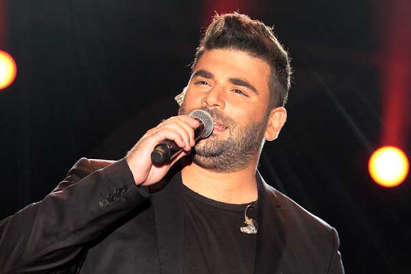 Παντελής Παντελίδης: Στη θέση του συνοδηγού ο τραγουδιστής! Στοιχεία σοκ