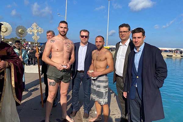 1D9C6B51 885D 431E B486 ACFDB9BD0745