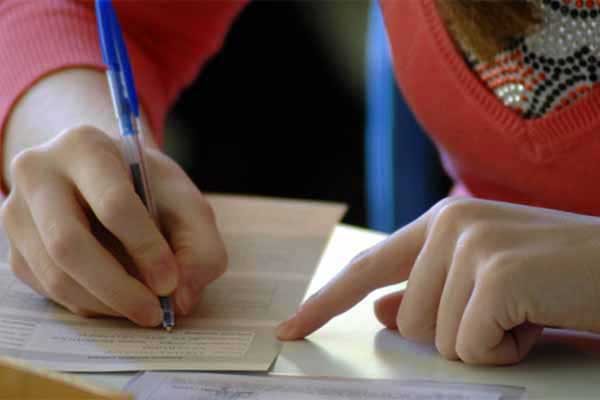 Σύνδεσμος Φιλολόγων Πύργου-Ολυμπίας: Ο σχολιασμός  των θεμάτων της Νεοελληνικής Γλώσσας για τα ΕΠΑΛ