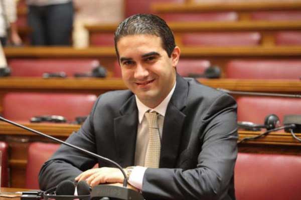 Μιχάλης Κατρίνης: Ευχές για κάθε επιτυχία στις Πανελλήνιες Εξετάσεις