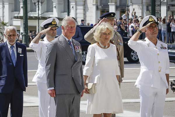 Στην Αθήνα ο Κάρολος: Έχω μόνο θερμά λόγια για τις σχέσεις των δύο χωρών
