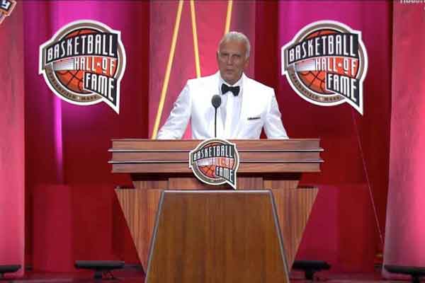 Στο Πάνθεον της ιστορίας του μπάσκετ ο μοναδικός Νίκος Γκάλης - «Είμαι περήφανος για τη μικρή Ελλάδα»